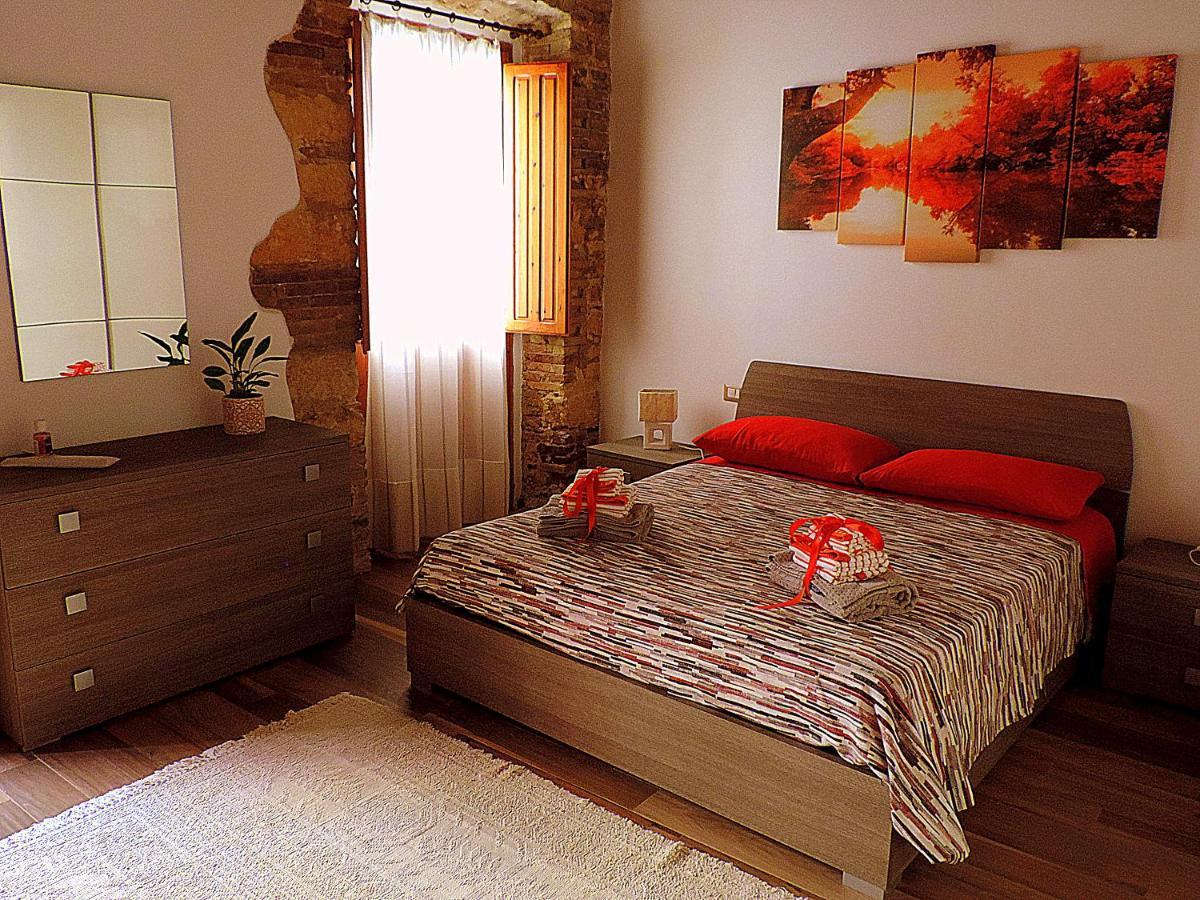 Sa Fabbrica De Sant'Anna Bed & Breakfast Cagliari Bagian luar foto