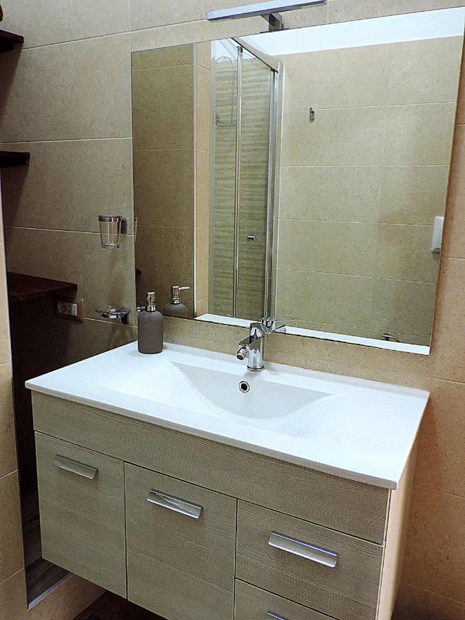 Sa Fabbrica De Sant'Anna Bed & Breakfast Cagliari Bagian luar foto