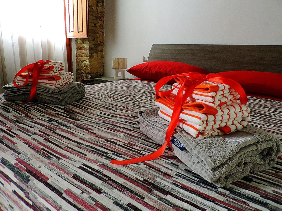 Sa Fabbrica De Sant'Anna Bed & Breakfast Cagliari Bagian luar foto