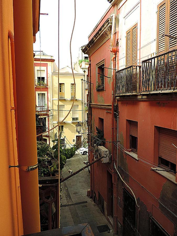 Sa Fabbrica De Sant'Anna Bed & Breakfast Cagliari Bagian luar foto
